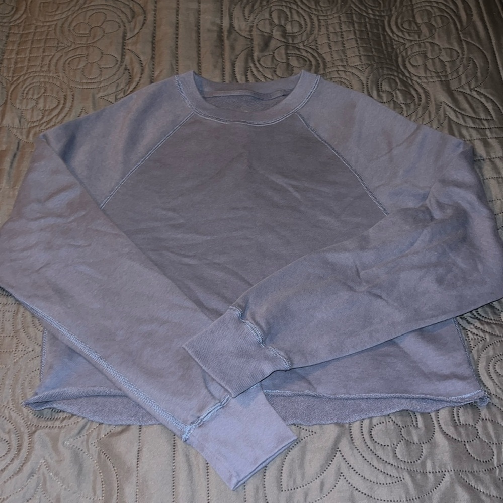 Abercrombie cropped sweatshirt
